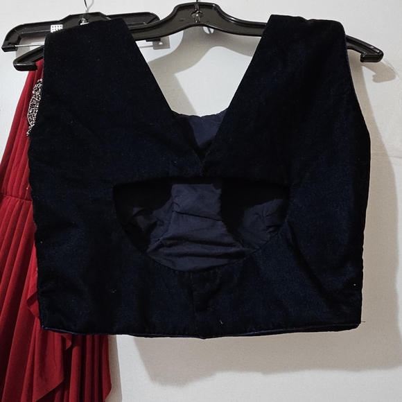 Padded Blouse - Picture 2 of 4